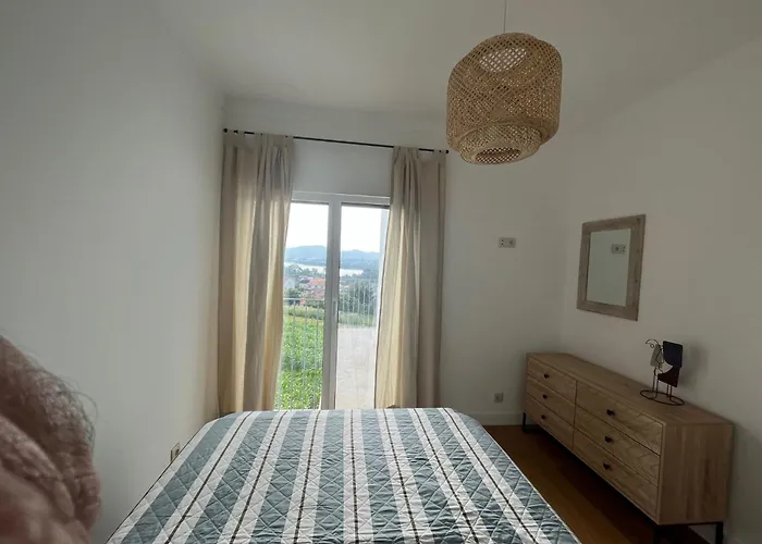 Cozy House River - Caminha